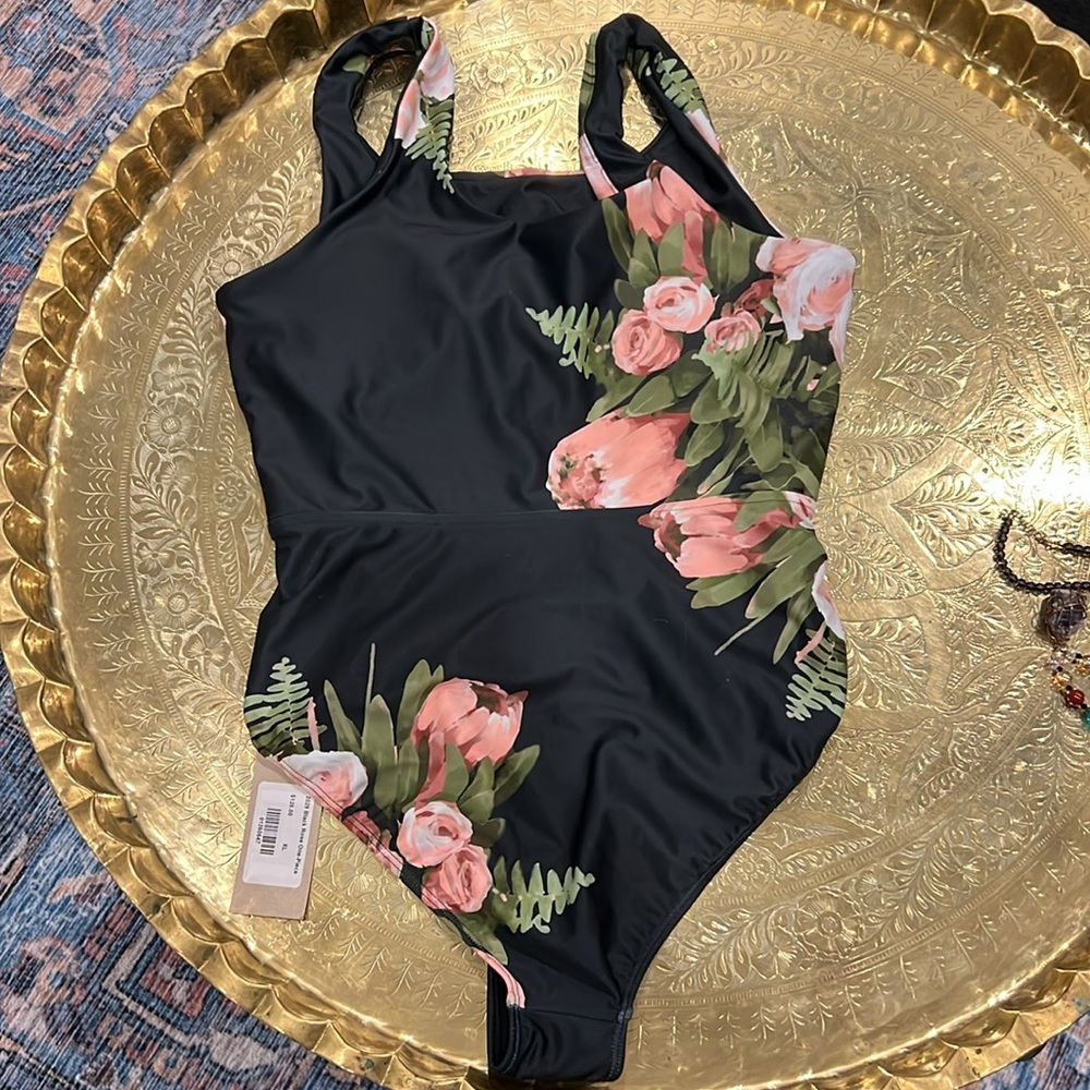 Albion one piece swimsuit - Picture 4 of 5